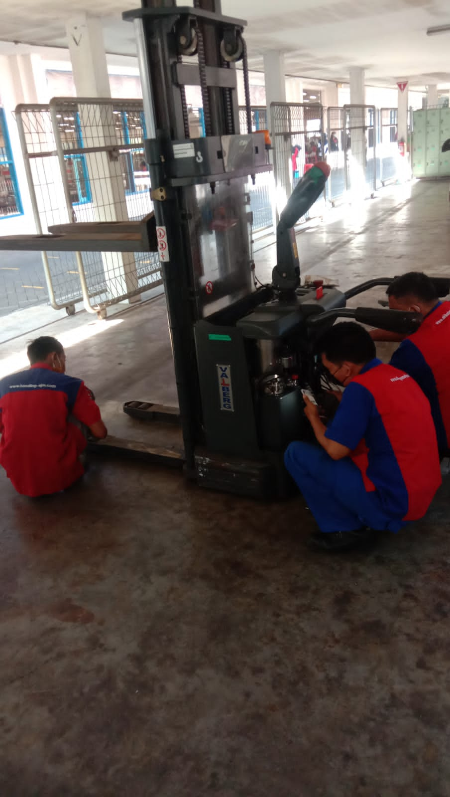 Jasa Service  hand lift 1 ton krisbow di Banyumas